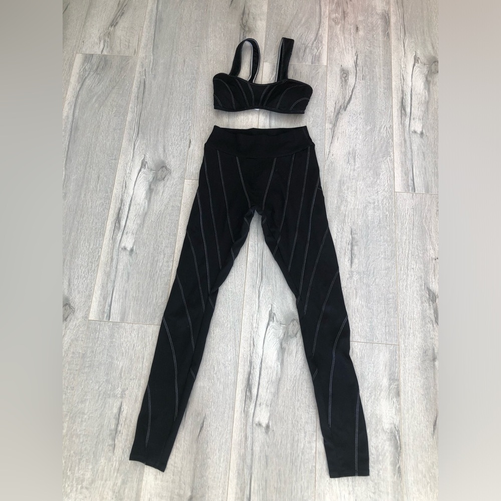ALO Yoga Black Sunray Set